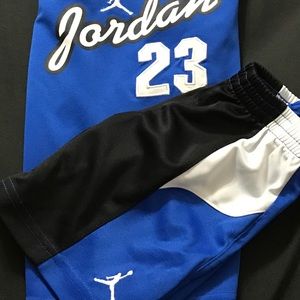 4T Jordan short set