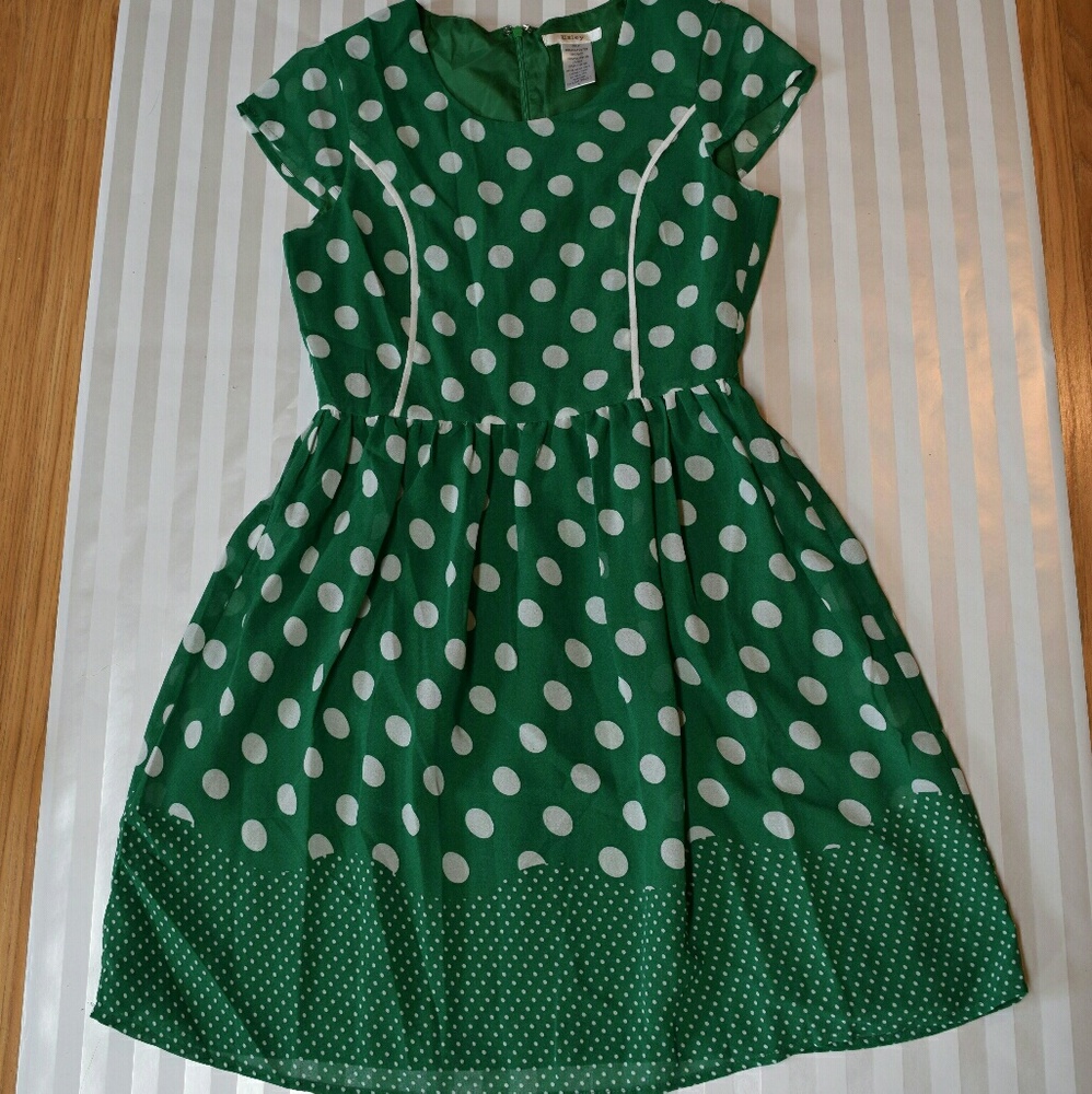 Green polka dot dress