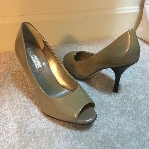 Banana Republic dark beige patent peep toe heel