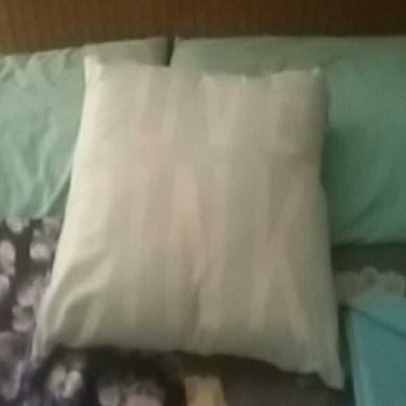 Showing - Picture 4 of 5