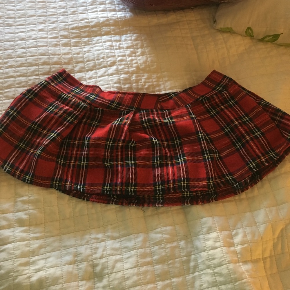 Plaid mini skirt