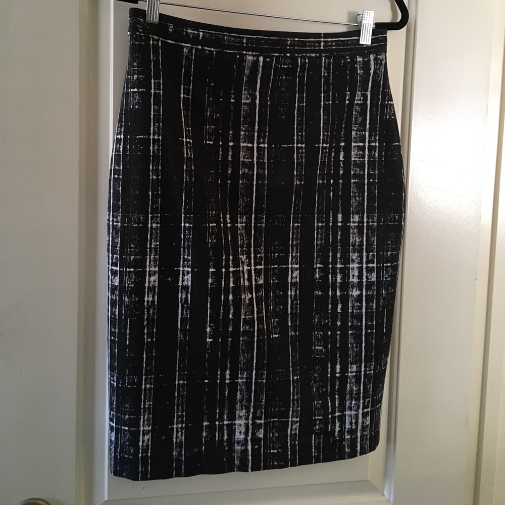 Banana Republic Sloan-fit Printed Pencil Skirt