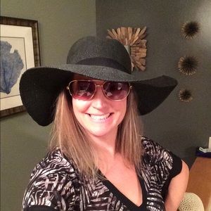 Meet your Posher, Tami