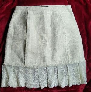 Zara Woman Ivory Tweed Skirt Floral Lace Medium