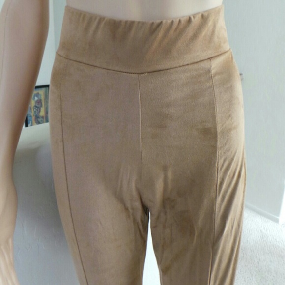 Faux suede capris pants - Picture 3 of 7