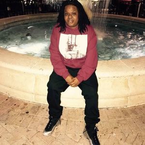 Meet your Posher, Cj