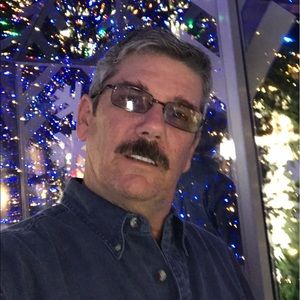 Meet your Posher, Tom