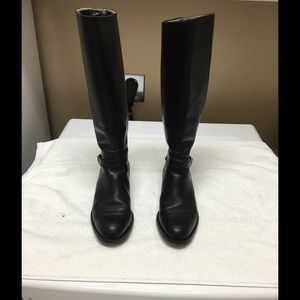 Women's Italian black leather riding style size 9N