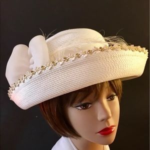 Vintage Ladies Easter Church Derby Hat