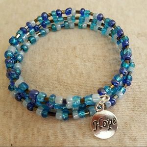 Memory wire bracelet - blue