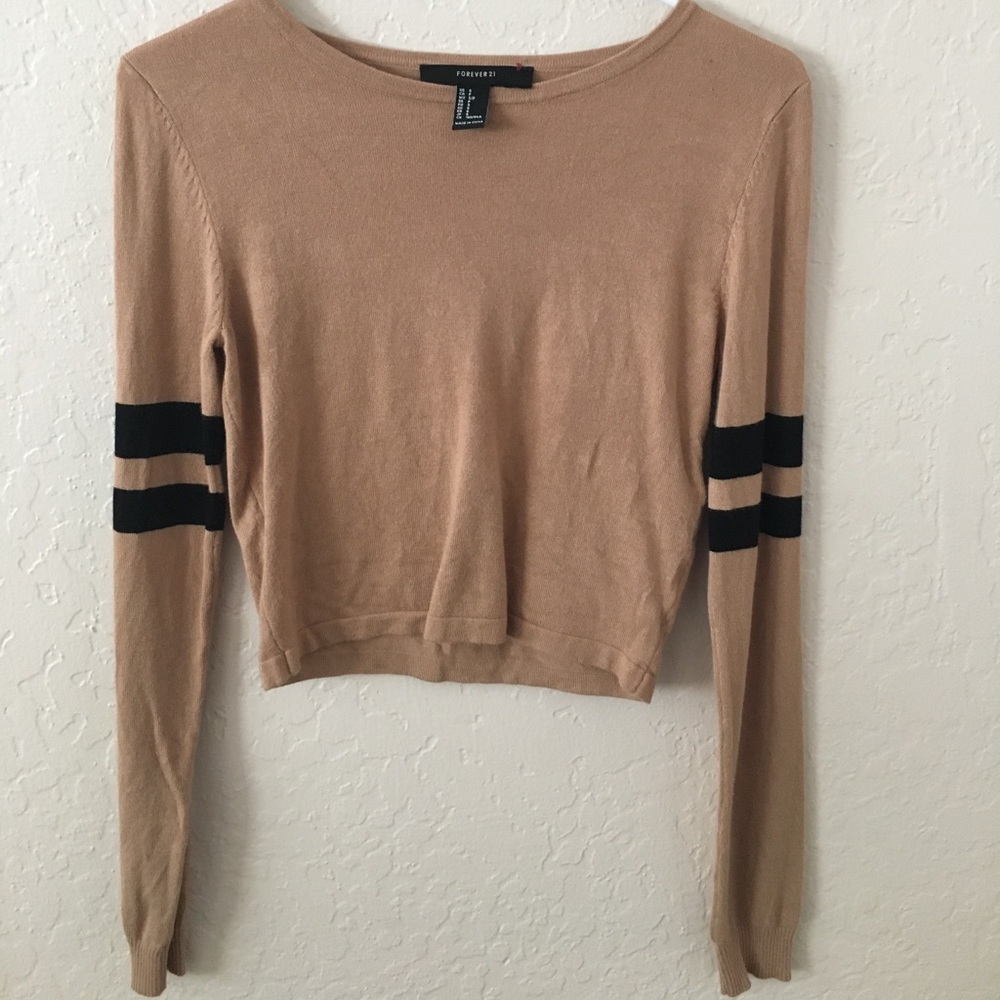Long sleeve crop top