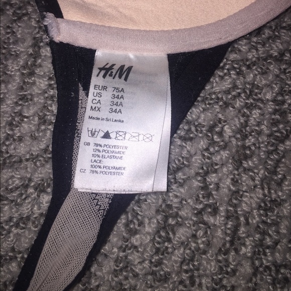 Pink and black lace push up bra - Picture 2 of 3