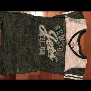 Jets t-shirt by Alyssa Milano ...