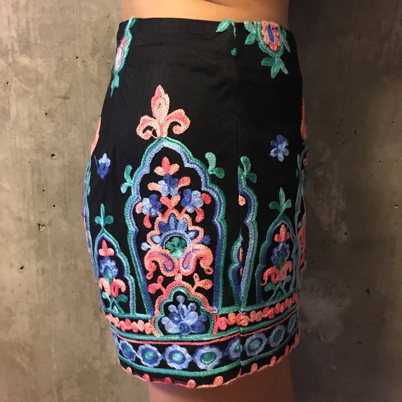 HP🌷Hello Molly Voodoo High Waist Shorts - Picture 6 of 7