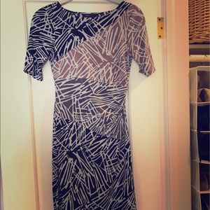BCBG women's printed dress - size XS