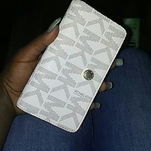 Michael Kors Wristlet