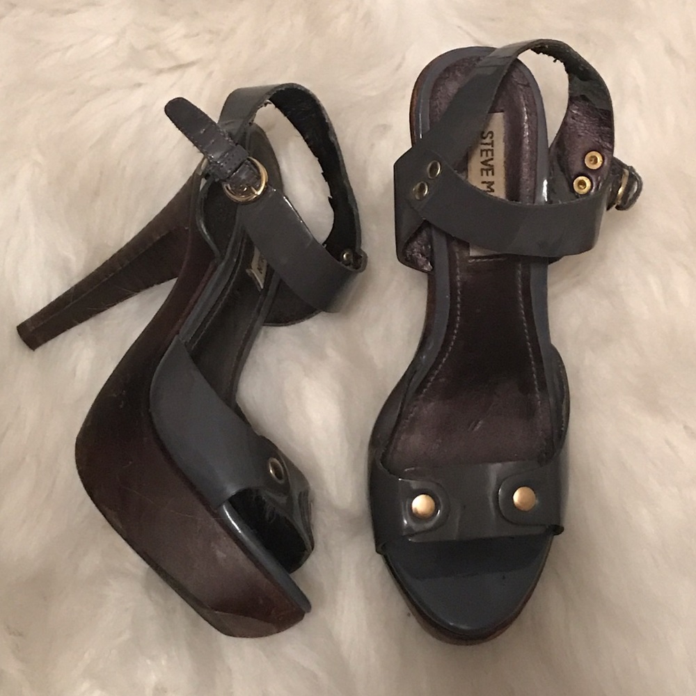 Steve Madden gray wooden heels