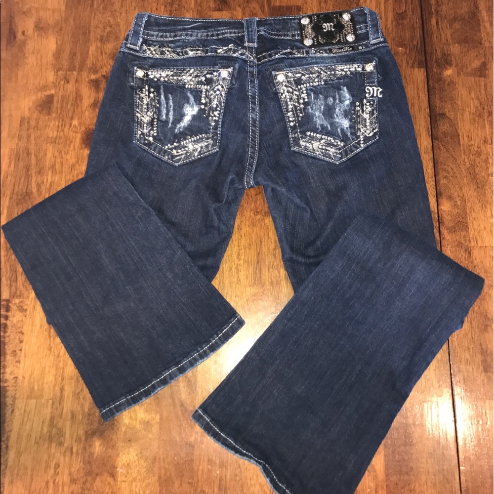 Miss Me dark wash signature boot, w28xL31, New