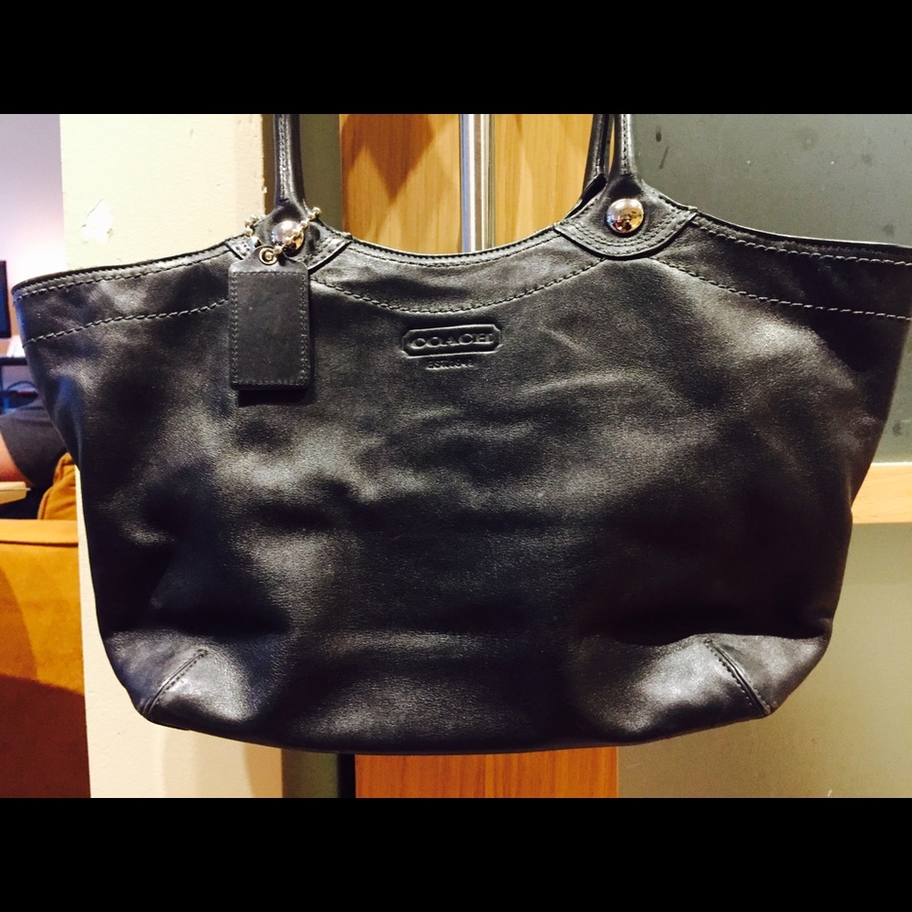 Medium Coach purse