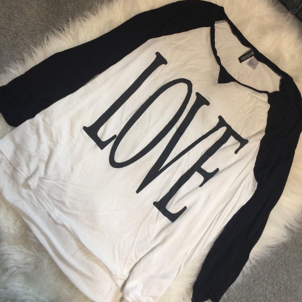 graphic tee!