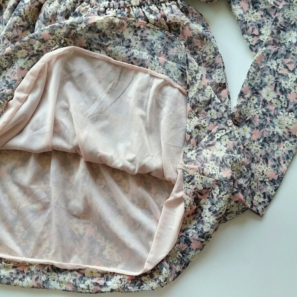 Floral Chiffon Long Sleeve Dress - Picture 4 of 5
