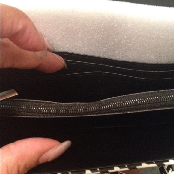 Purse - Picture 2 of 4