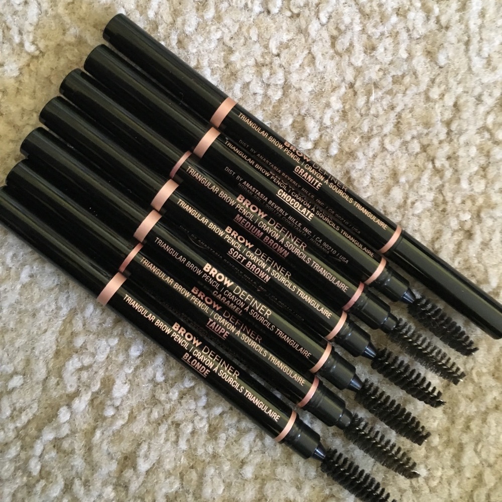Anastasia Definer Bundle of 7