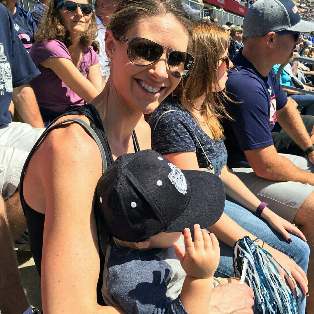 Meet your Posher, Stephanie