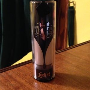 Kat Von D Lock-it Foundations