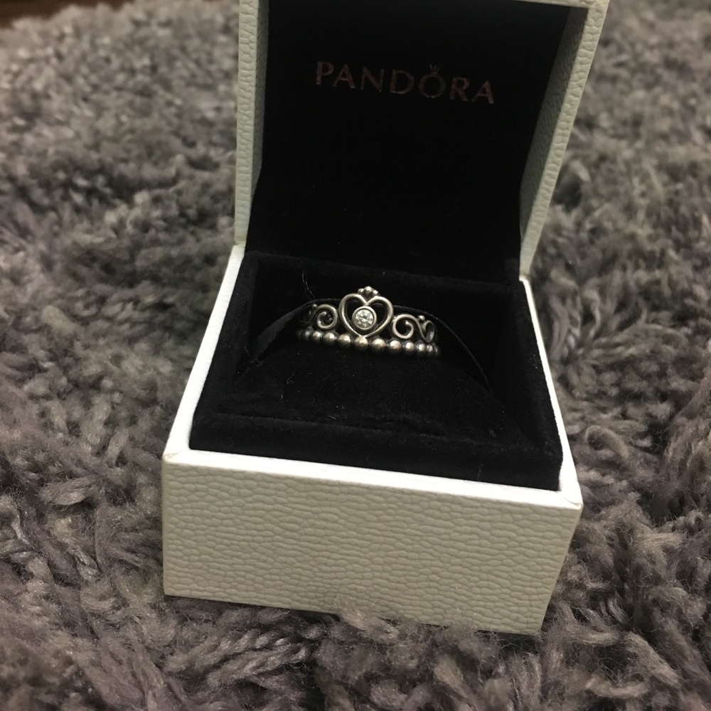 PANDORA PRINCESS RING