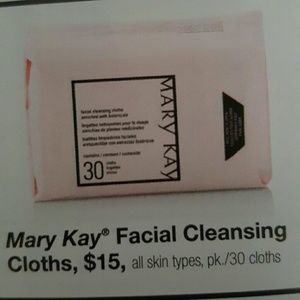 Face cleansing wipes
