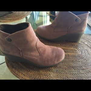 Keen leather Akita Ankle Wore once; 39(8.5M) nice!