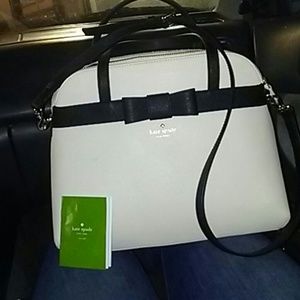 Kate Spade Purse *accepting all offers!!