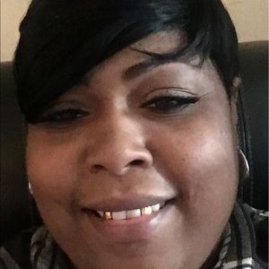 Meet your Posher, Debra