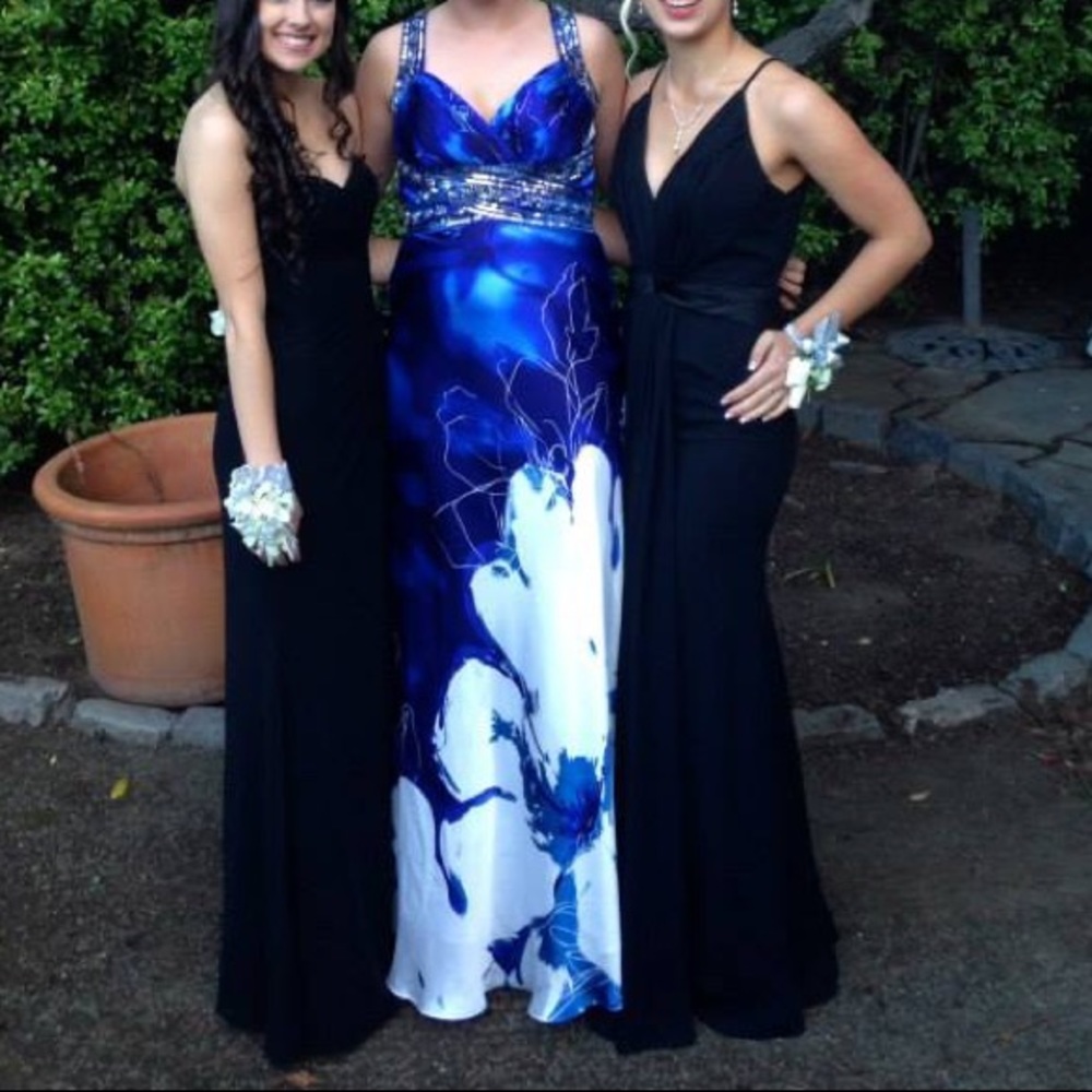 Blue prom dress