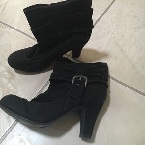 Worn once black ankle boots