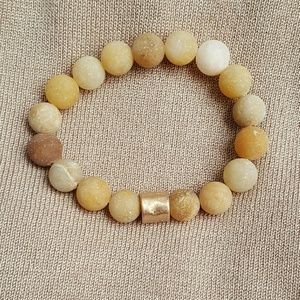 Gemstone stretch bracelet