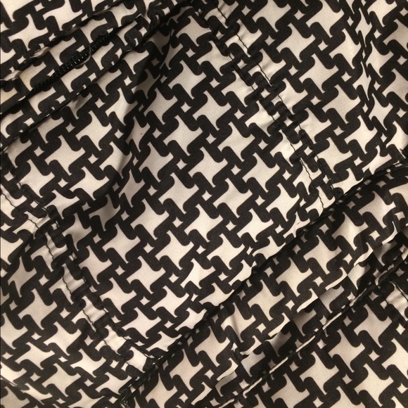 Patterned vest - Picture 2 of 2