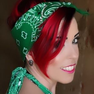 Meet your Posher, Stephanie