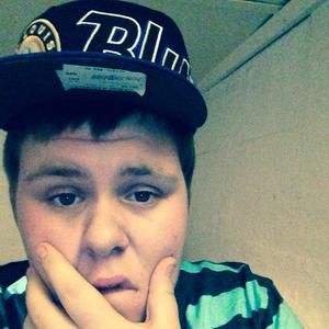 Meet your Posher, Kenny