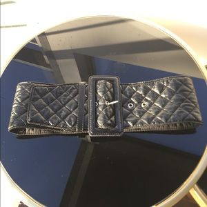 Barney's quilted leather belt size small