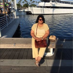 Meet your Posher, Carolyn