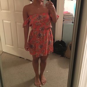 Off-shoulder sun dress