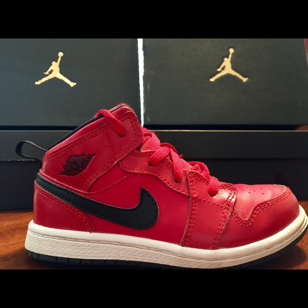 Jordan 1 - Picture 2 of 4