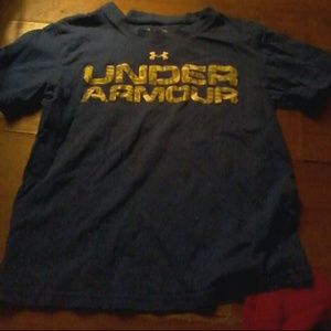 Boys under armour short sleeve top