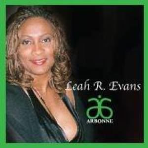 Meet your Posher, Leah