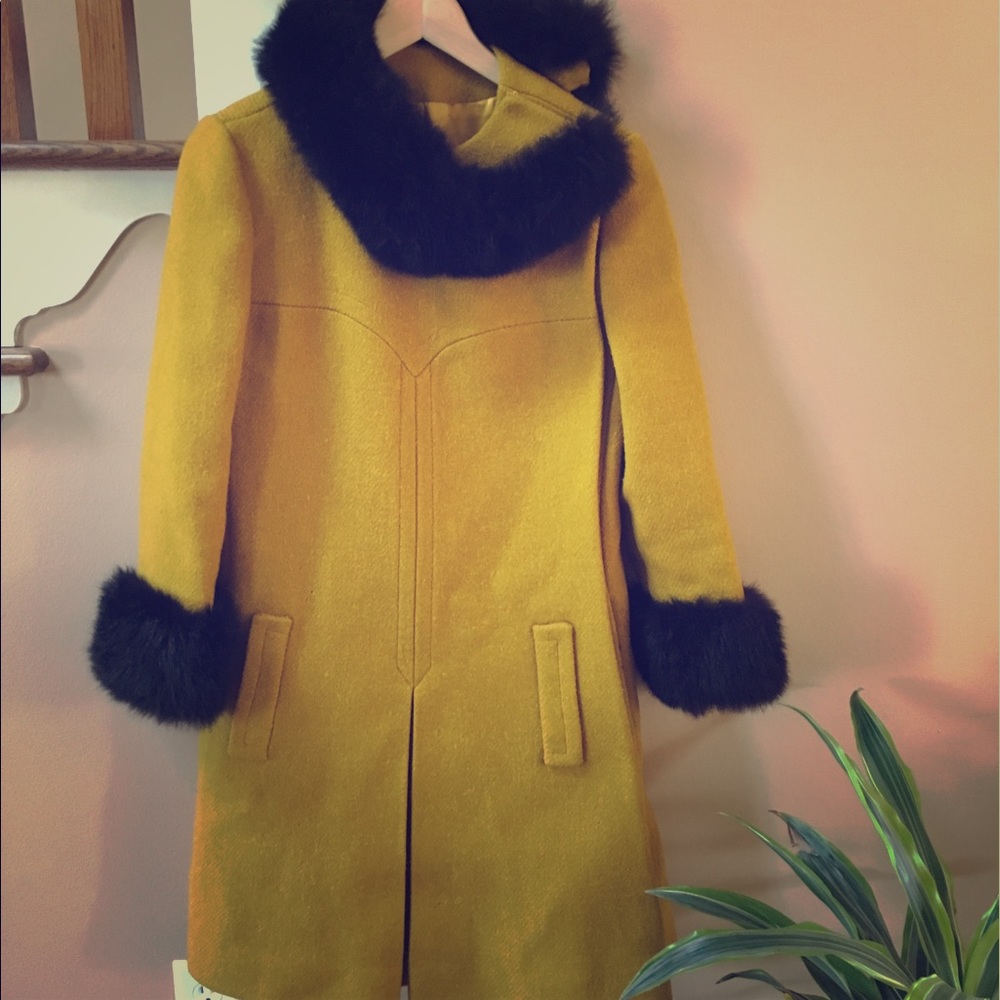 Vintage mustard yellow coat with black fur details