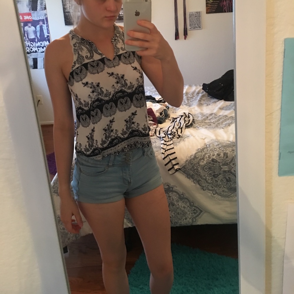 Tank Top - Picture 2 of 2