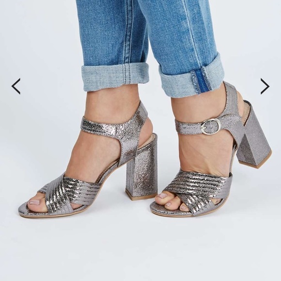 TopShop RADIANT Metallic Sandals - Picture 5 of 5