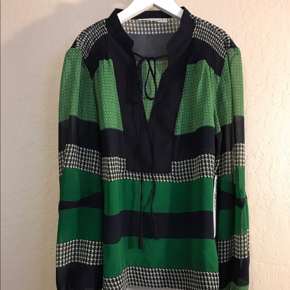 NWT Kersh long sleeve print top